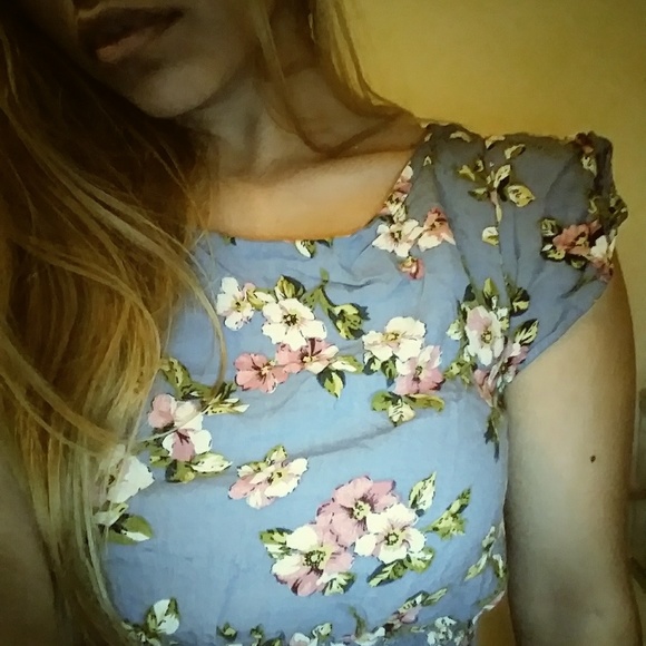 Forever 21 Floral Dress - Picture 3 of 3
